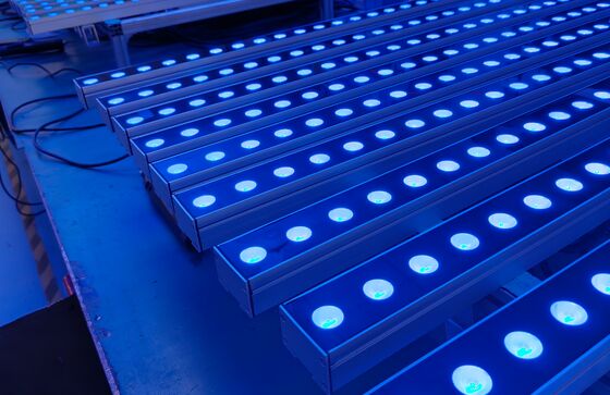 18-48W LED-wandwasserlampen met aan- of uitschakel- of DMX512-besturingsmodus Geschikt voor werktemperaturen van -10C tot 40C