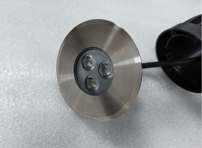 20°C tot 45°C LED zwembadverlichting inclusief IK-rooster IK10 en 0,5 kg gewicht