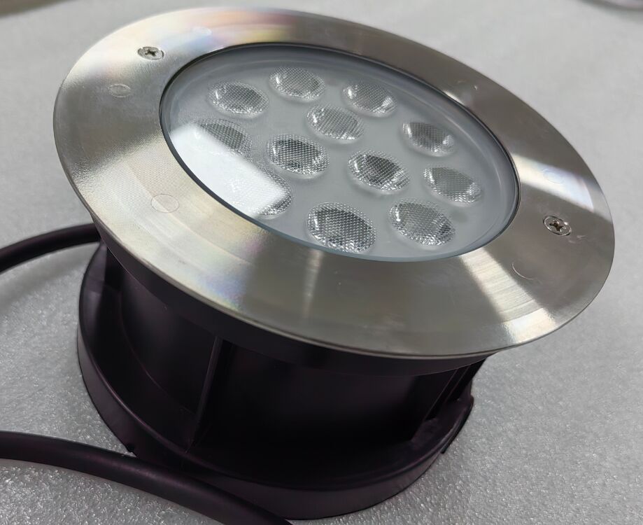 100lmw LED Zwembadverlichting RGB Kleuropties Waterdichte Verlichting Geschikt voor Binnen- en Buitenomgevingen van Zwembaden