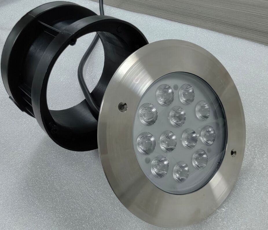 Afstandsbediening Aan/Uit DMX Dali LED Zwembadverlichting met 100lmw Lichtrendement en Stralingshoek 15 30 45 60 Graden